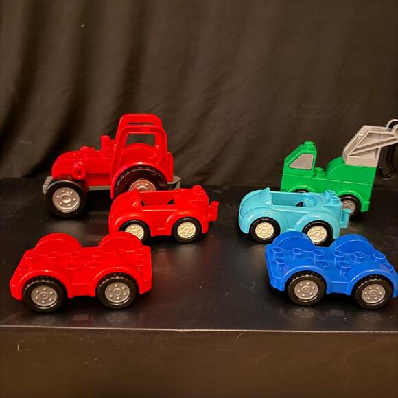 LEGO Duplo Vehicle Set - Cars , Tractors & Trucks Building Blocks Lot - Picture 2 of 6